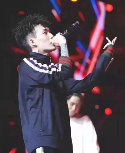 经典软件回顾，贝贝新版本与偶像练习激活码的故事